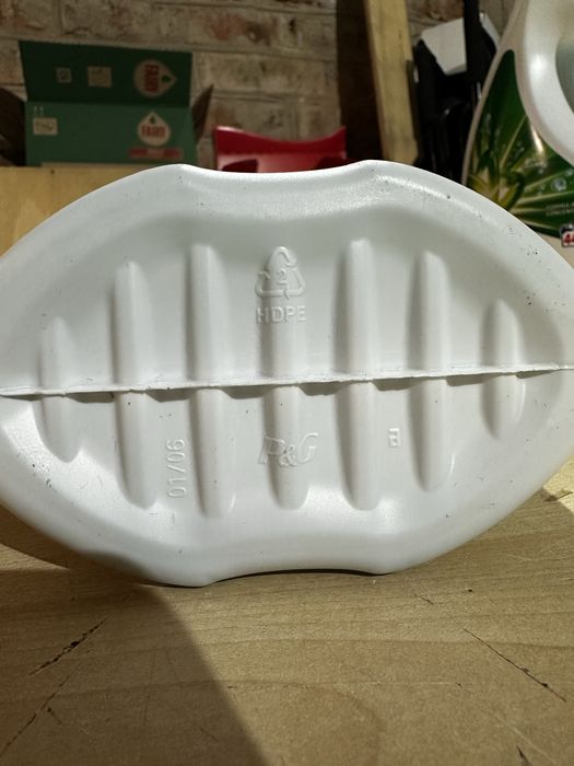 Ariel гель 44 ст. і Ariel Lenor+ 25 ст. Нідерланди (порошок)