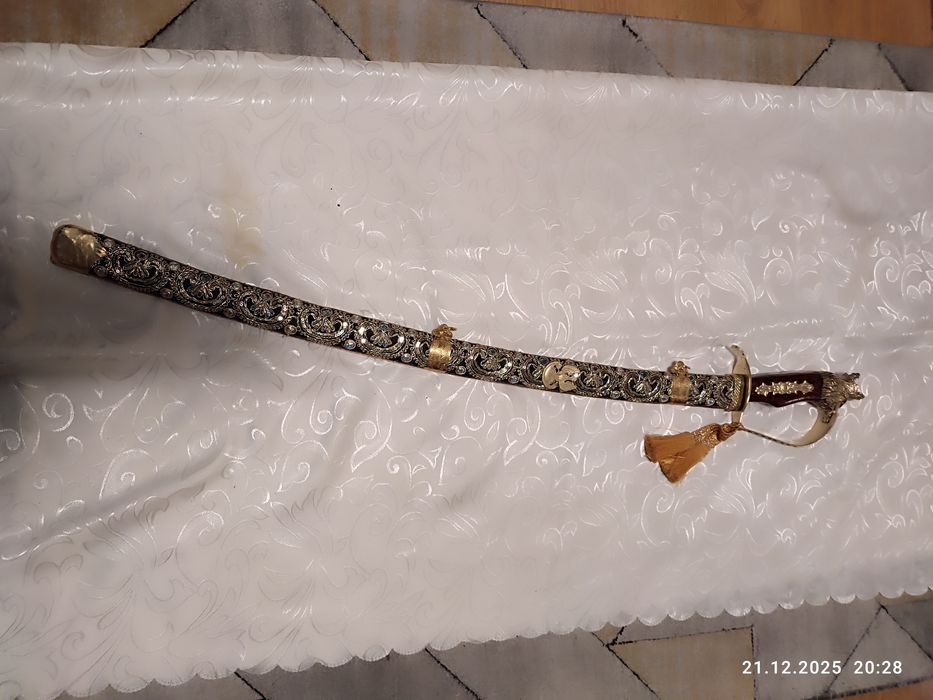 Szabla.Komplet z pochwą.