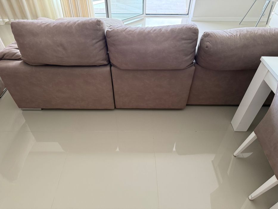 Sofa usado como novo