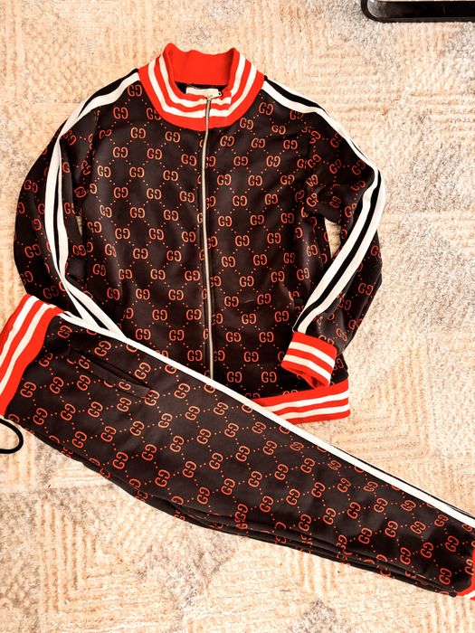 Sliczny dres Gucci
