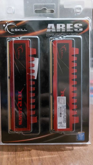 Pamiec ram ARES 2×4 GB