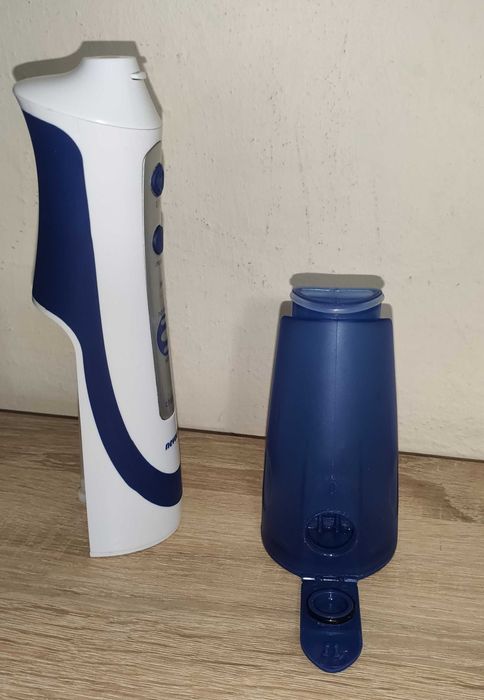 Nevadent акумуляторний водяний флоссер NMD 3.7 B8/ Іригатор