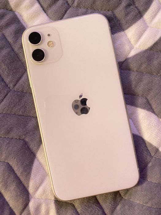 iPhone 11 в ідеальному стані