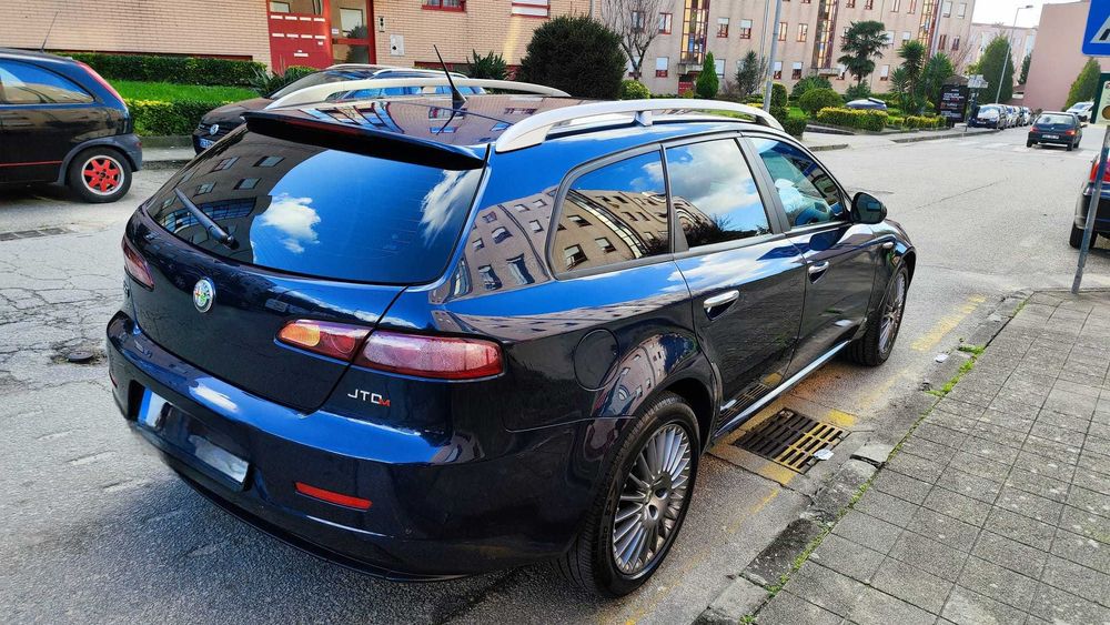 Viatura impecável sem nada apontar