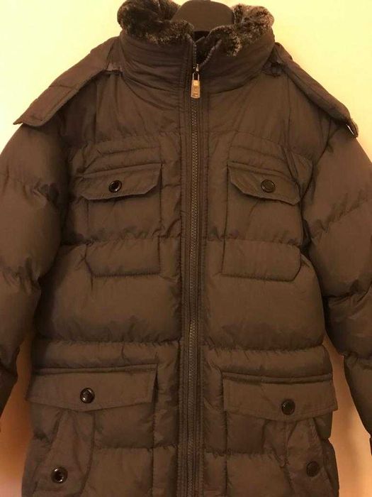 Casaco Cinza Escuro Impermeável