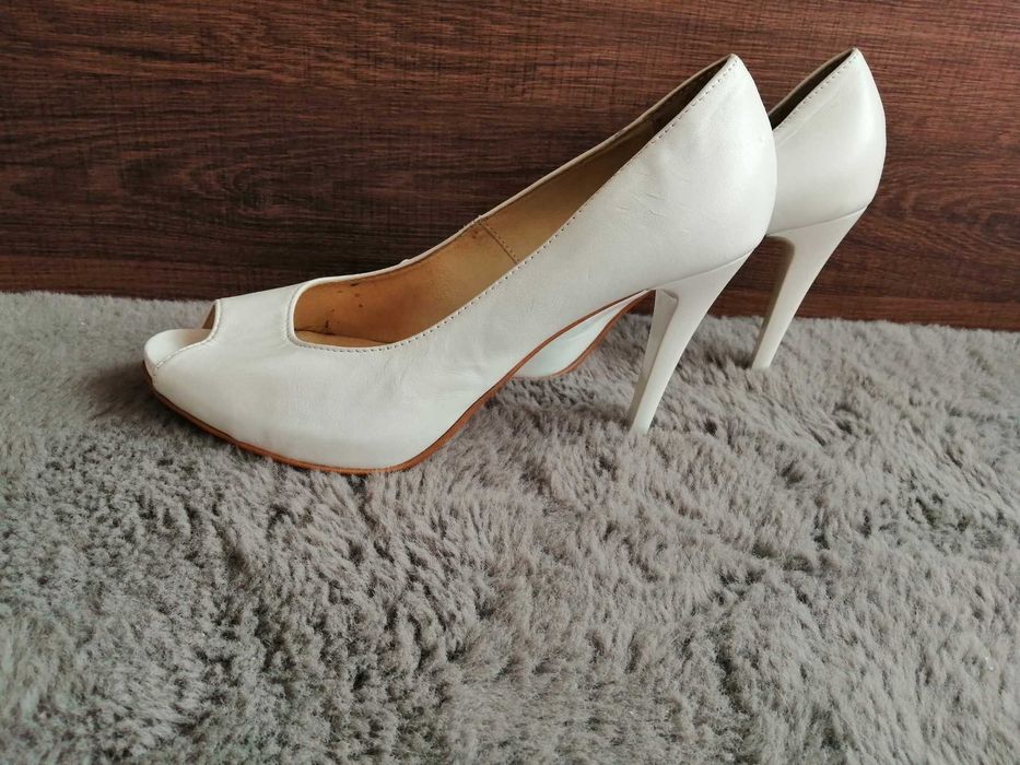 Czółenka ślubne La Boda 40