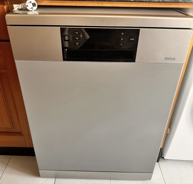 Máquina Lavar Louça Qilive Inox – APENAS 3 MESES DE USO
