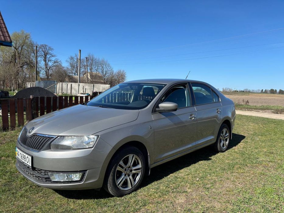 Skoda Rapid 1 покоління