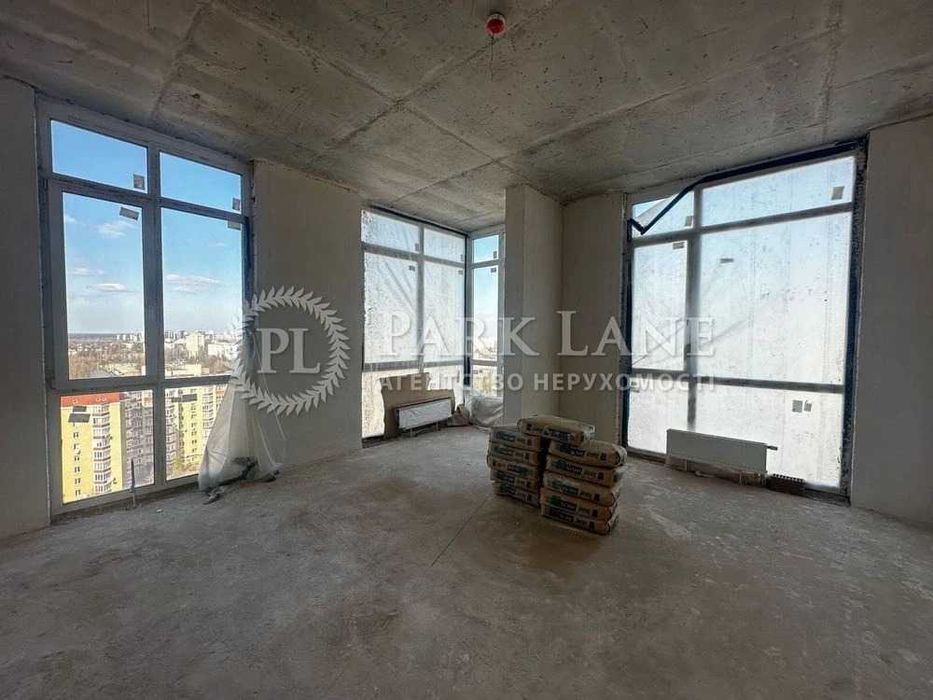 Без% Файна Таун 4к квартира з терасою та частковим ремонтом ТОРГ 192м2