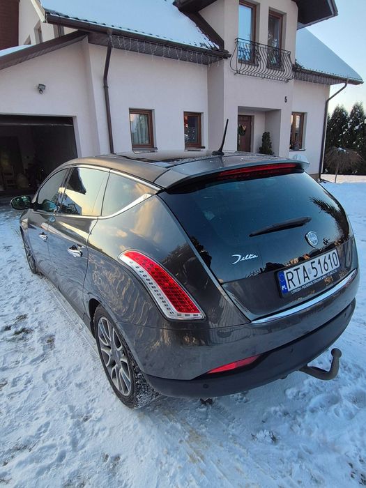 Piękna Lancia dla wyjątkowej Osoby