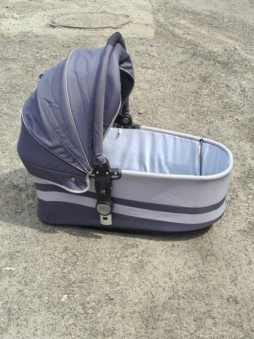 Люлька  «Valco Baby Q Bassinet»