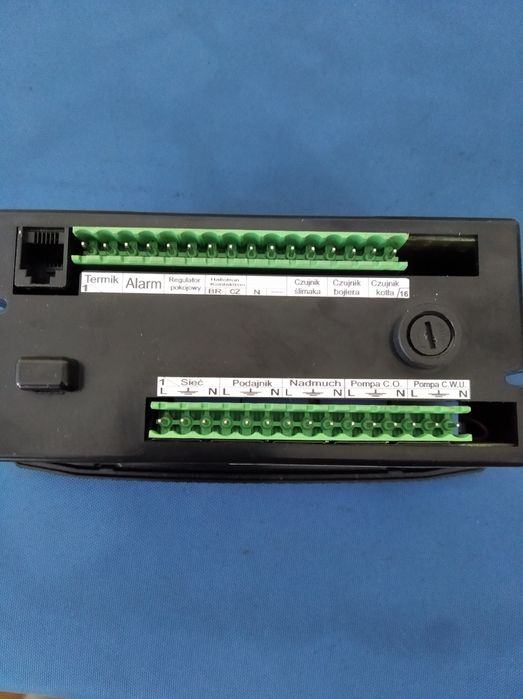 Sterownik kotła pieca st 37 firmy Tech