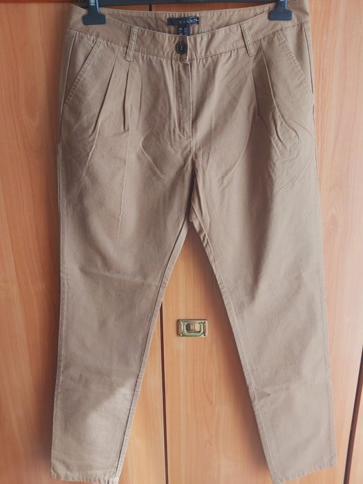 Mango spodnie chinosy camel 40