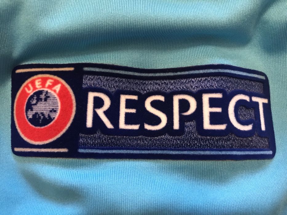 Форма Арбітра, судді фірми MACRON