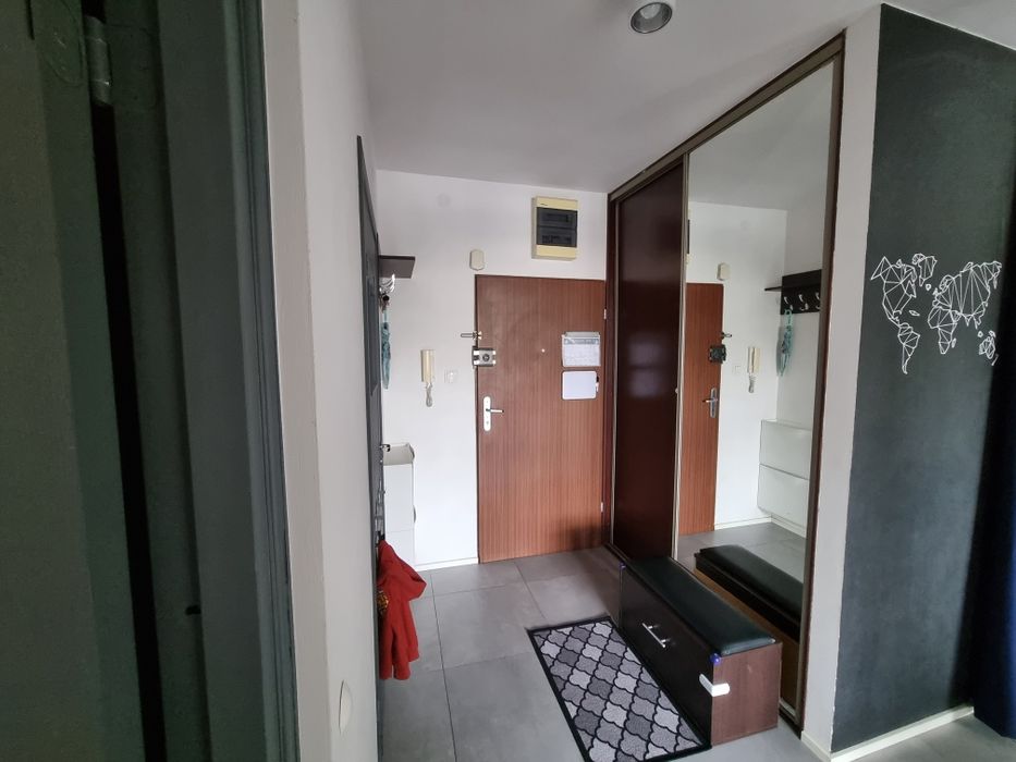 Pruszków centrum - 2 balkony