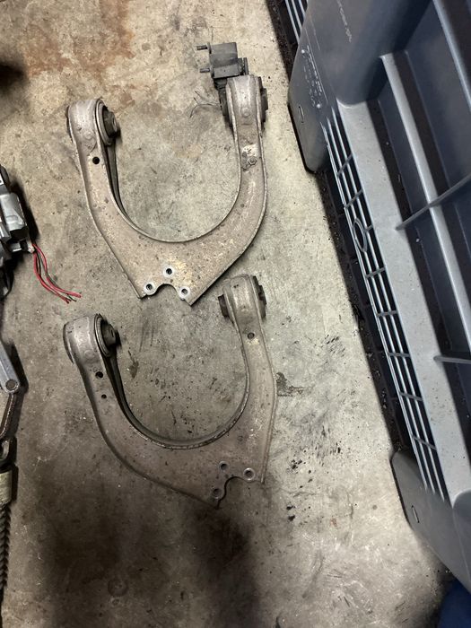 BRAÇOS DE SUSPENSAO MERCEDES W211 E270 CDI ANO 2007
