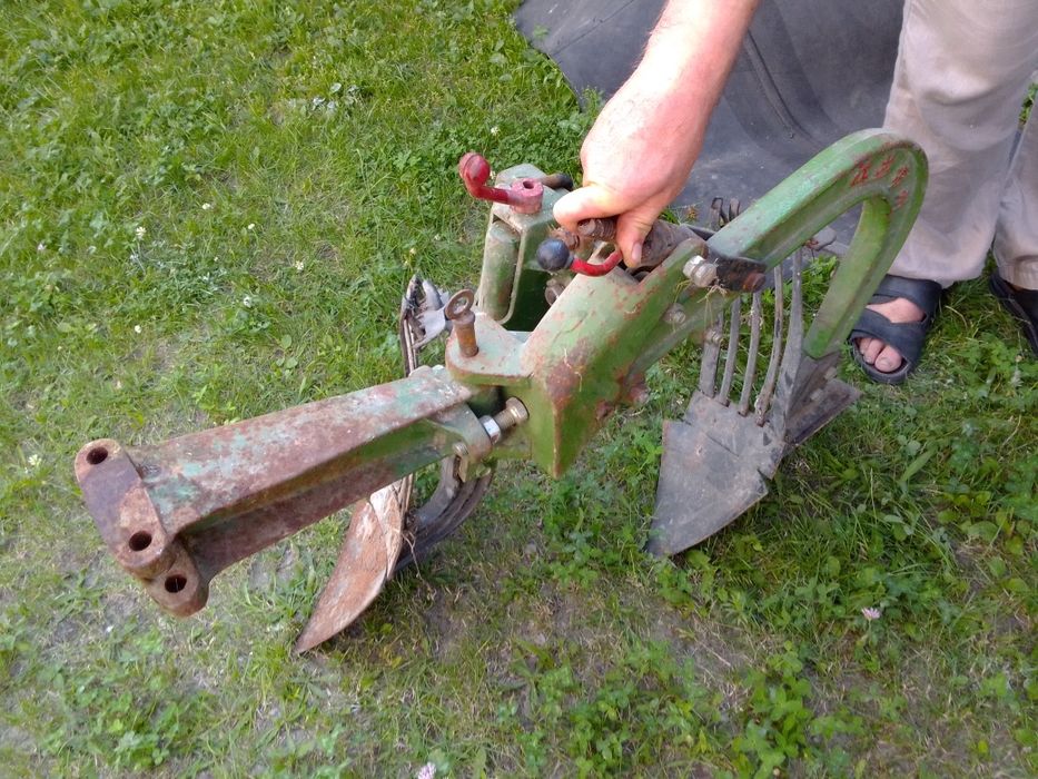 Плуг 2хкорпусний