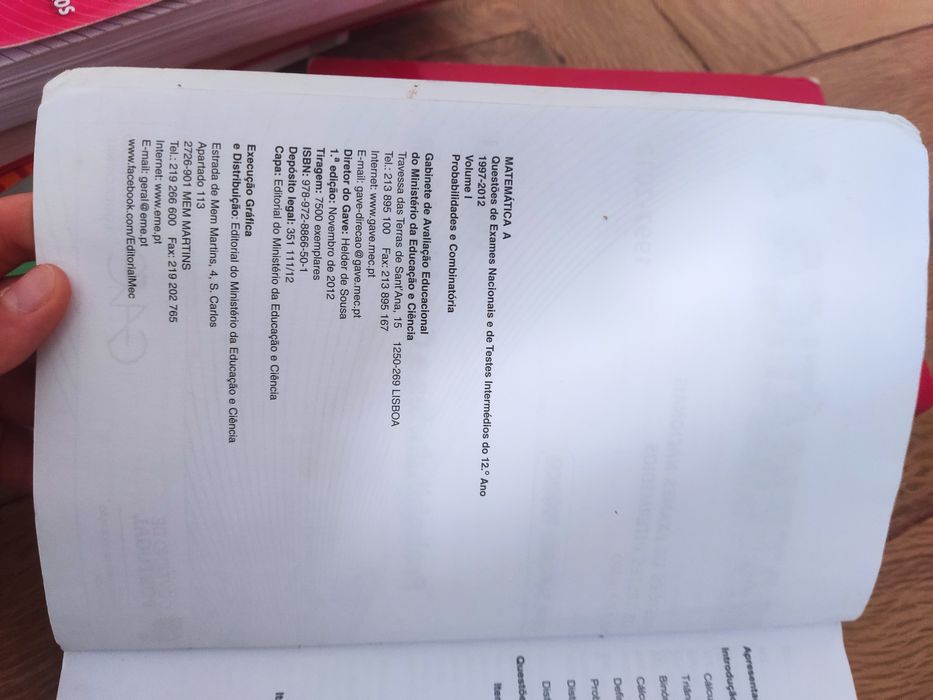 3 volumes de livro preparação para exame de mat.A