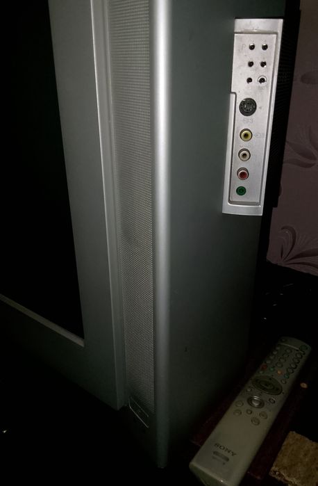 Продам  Sony KV-29FX64K повністю працюючий