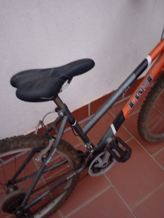 Estou a pôr a venda este bicicleta em bom estado