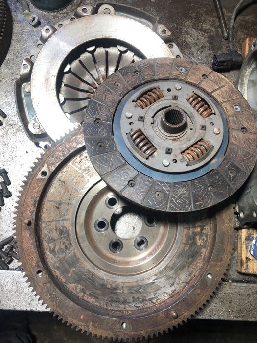 Сцепление 1.4TDi щеплення VW Polo Ibiza Fabia Поло Фабия маховик диск