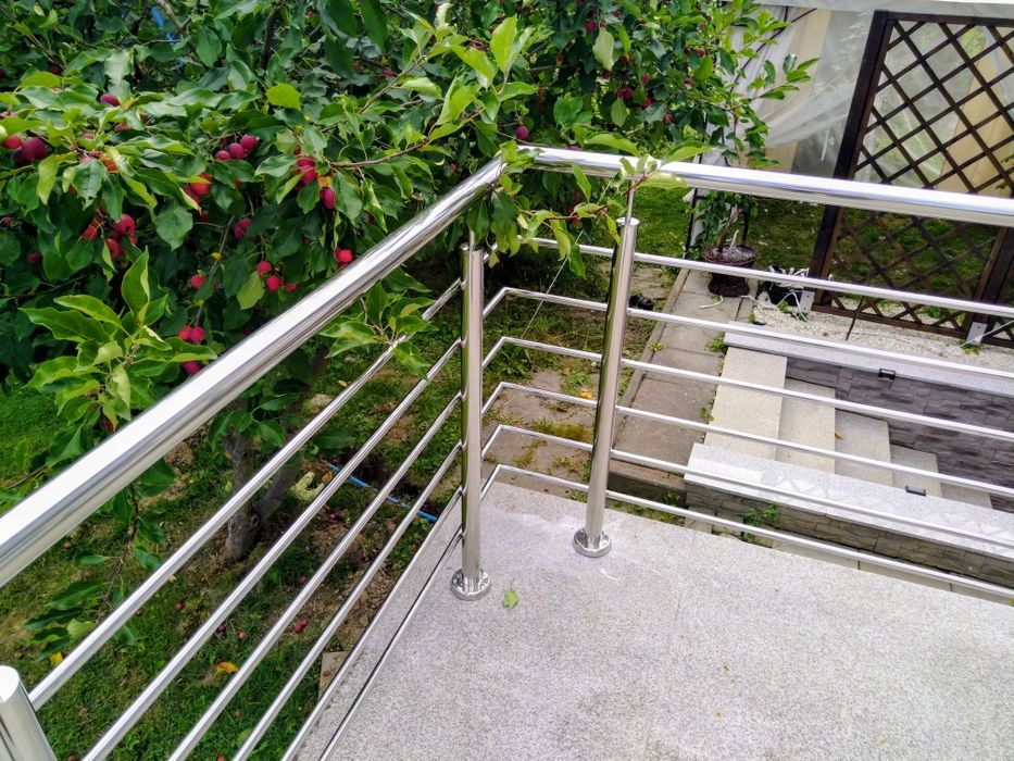 Balustrada nierdzewna balkonowa tarasowa INOX