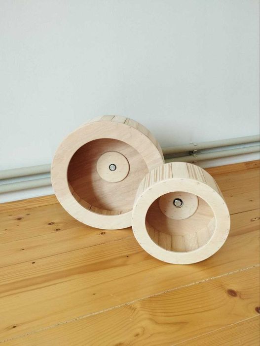 Бігове колесо, будиночок, каруселі, сходи для шиншил та білок