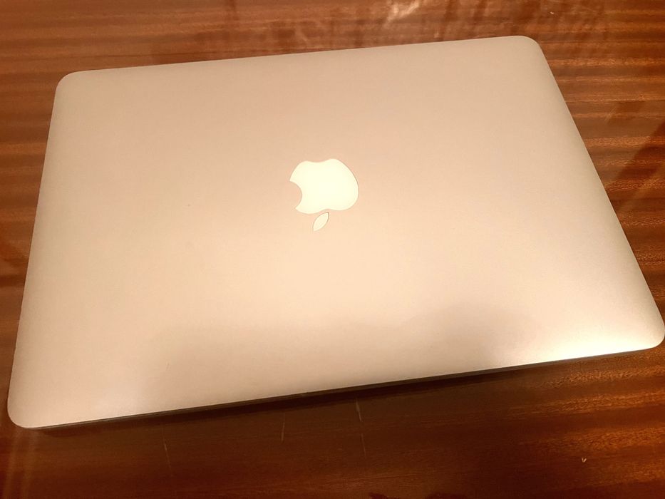 MacBook Pro Apple