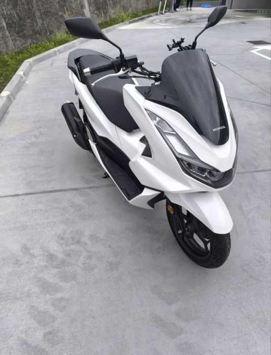 ALUGA-SE Honda PCX 125 2024