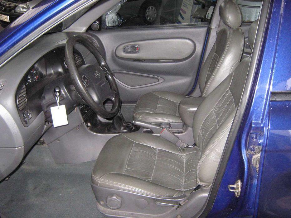 KIa Shuma 1.5i Peças