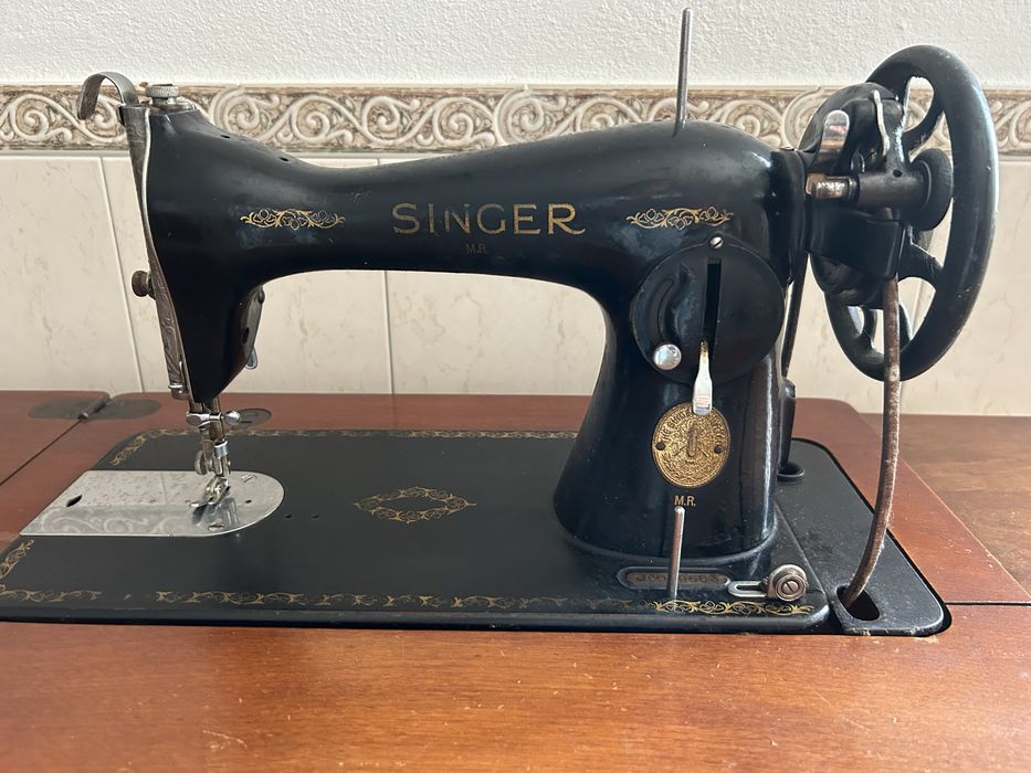 Máquina de costura Singer