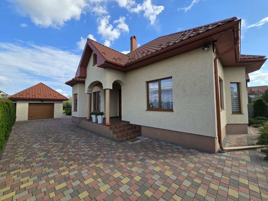 Продаж чудового одноповерхового будинку в передмісті Ужгорода с Холмок