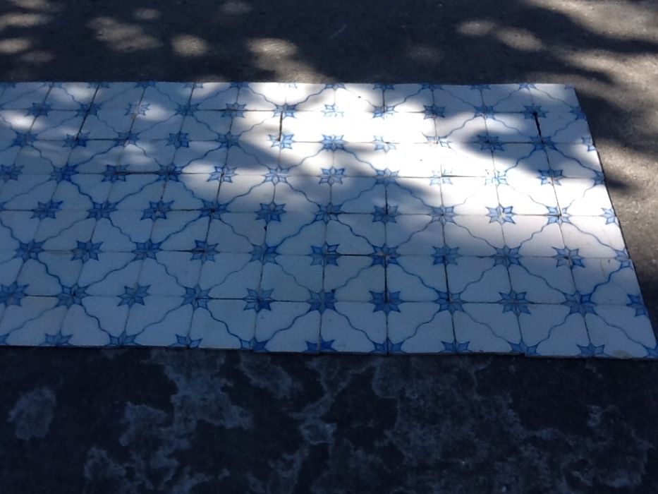 Painel de azulejos antigos Viúva de Lamego/ portuguese antique tiles