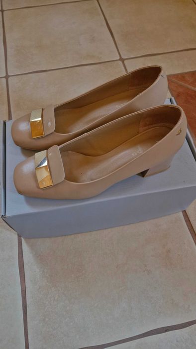 Buty / czółenka damskie WOJAS r. 37