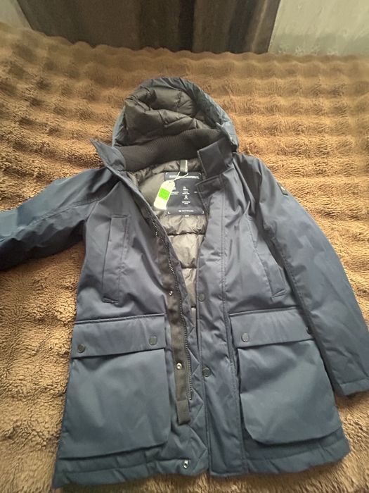 Зимова стильна чоловіча куртка Tom Tailor, темно-синя в розмірі М.