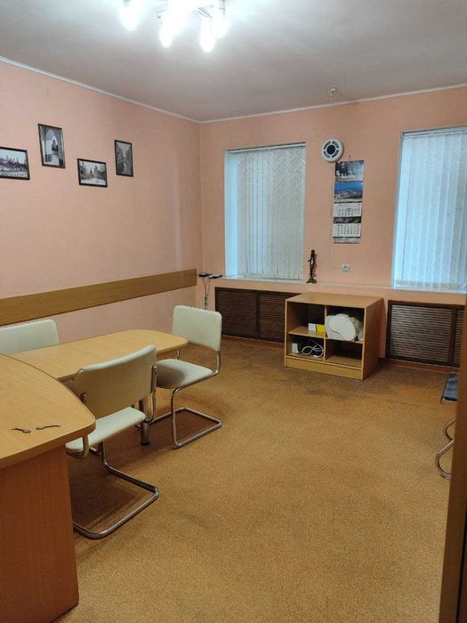 2к.кв. Тихий центр, Стрелка