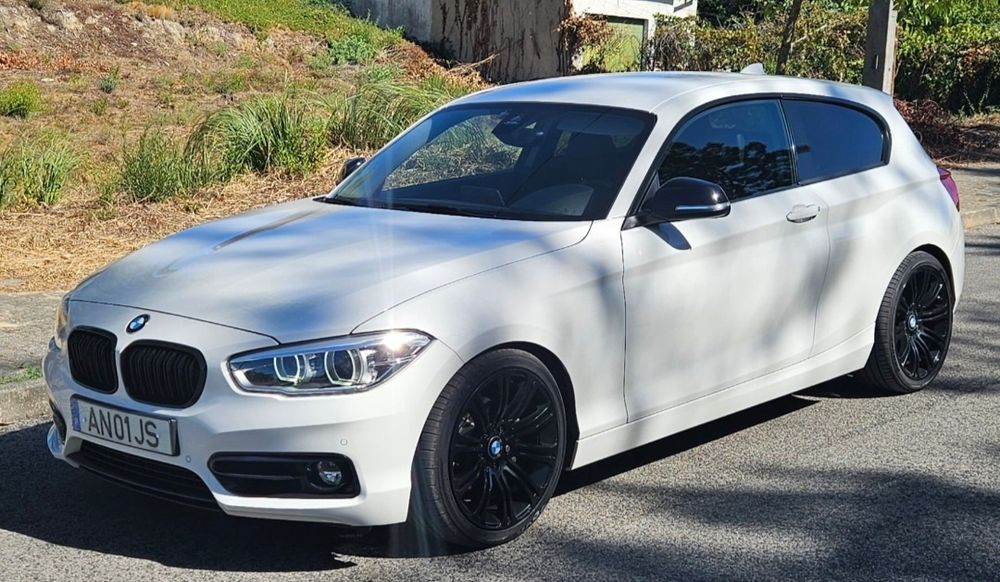 BMW 120D(F21), LCI, em estado=imaculado, com poucos kms, 230cv