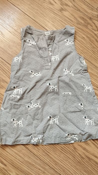 Śliczna sukienka niemowlęca