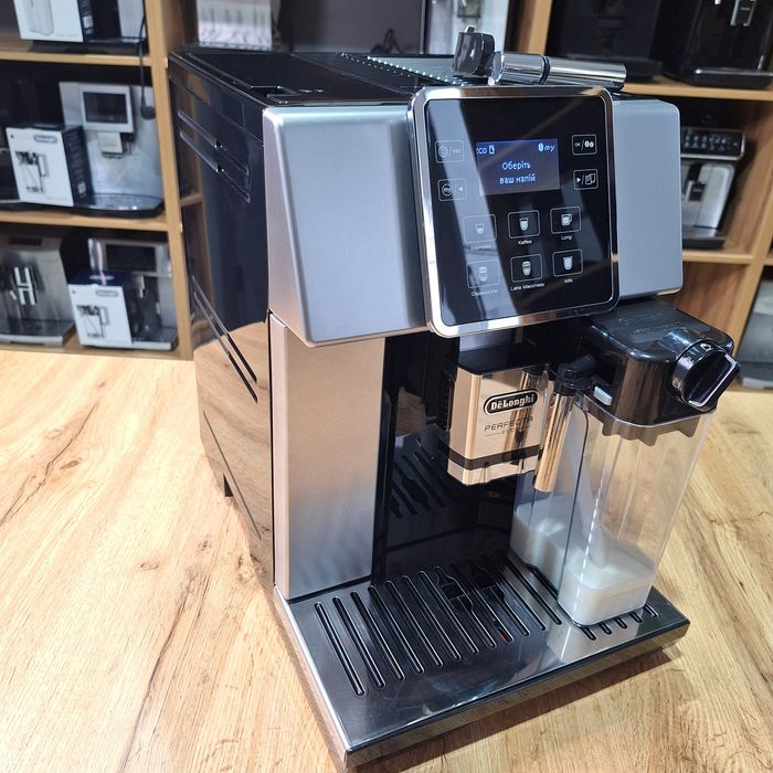 Кавомашина Delonghi Perfecta EVO.