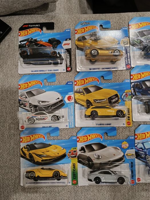 Hot wheels mainlines