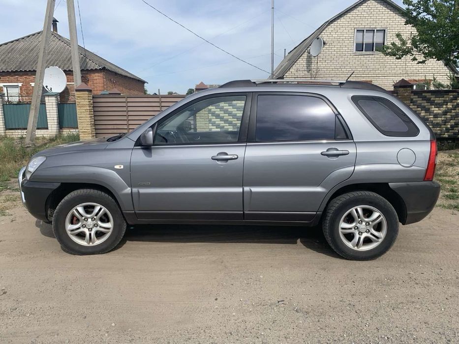 Киа Спорт Течь продам