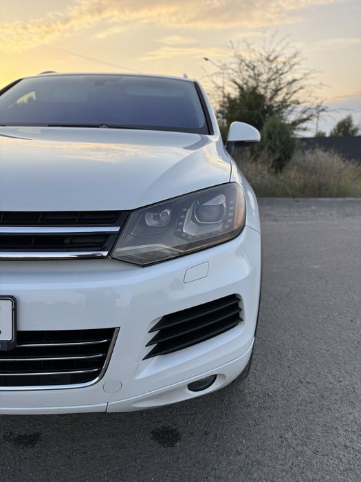 Продам Volkswagen Touareg 2012 Disel