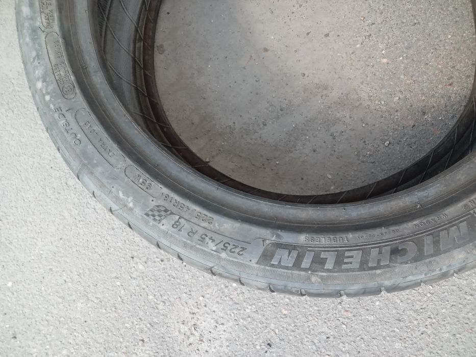 Шины б/у, летние: 225/45R18 Michelin Pilot Sport 4