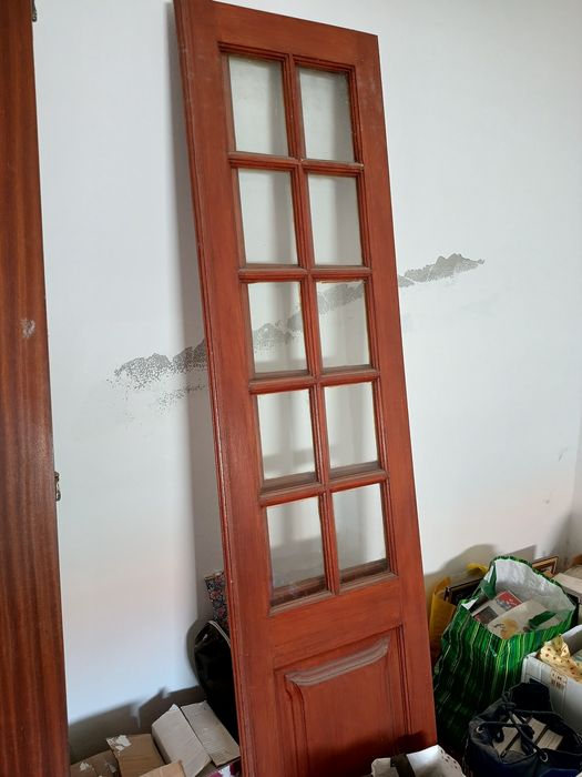 Janelas de madeira maciça