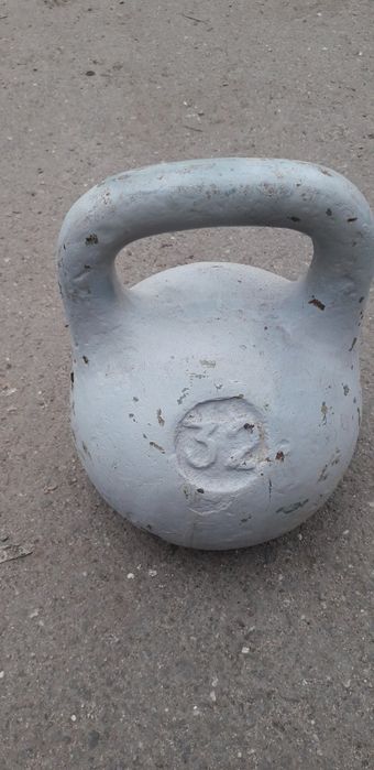Гіря 32кілограми