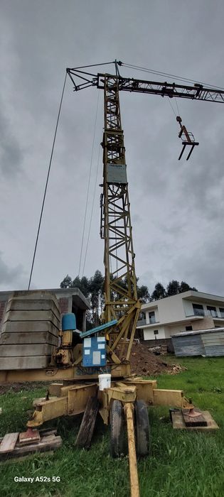 Grua cadillon 20m x 27m