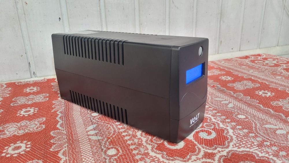 Безперебійник UPS  VOLT POLSKA (з аккумулятором)