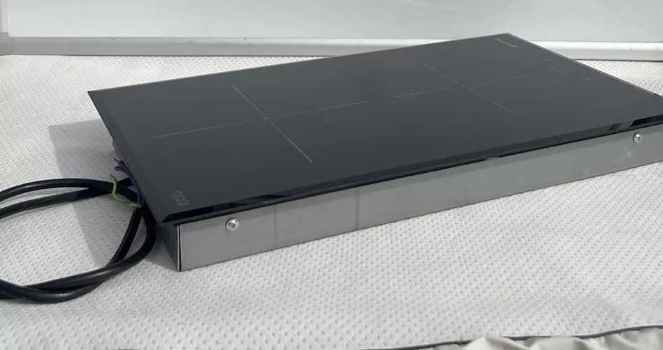 Placa indução SMEG SI5322B