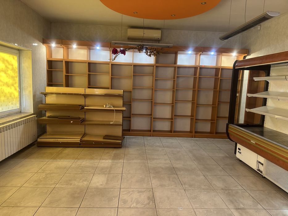 Półki, regaly sklepowe