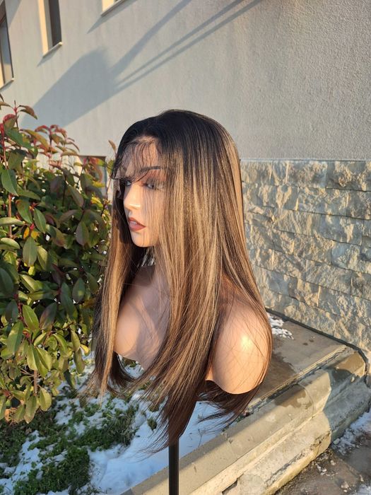 Długa Prosta Ciemna Peruka Na Koronkowej Siateczce Lace Front Wig